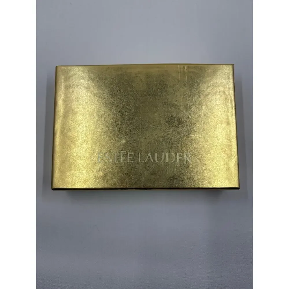Estée Lauder -Mystical Monkeys Compact - Translucent Powder